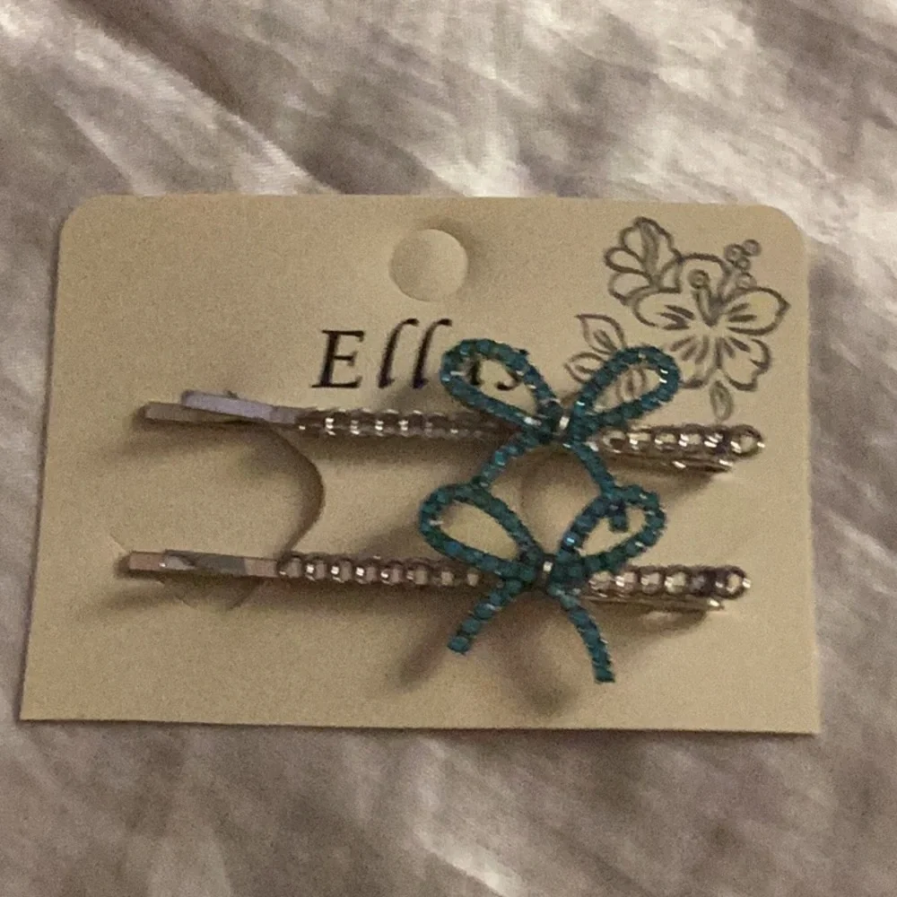 🌺NWT Just Too Amazing Rhinestone Blue Bow Hair Pins Make Perfect Gift 🌺 - Picture 6 of 7